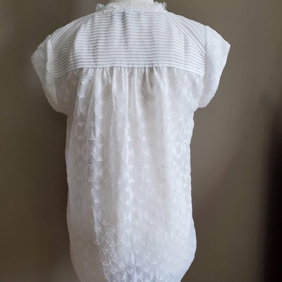 Daniel Rainn Tops Small White Sleeveless Sheer - Picture 2 of 12